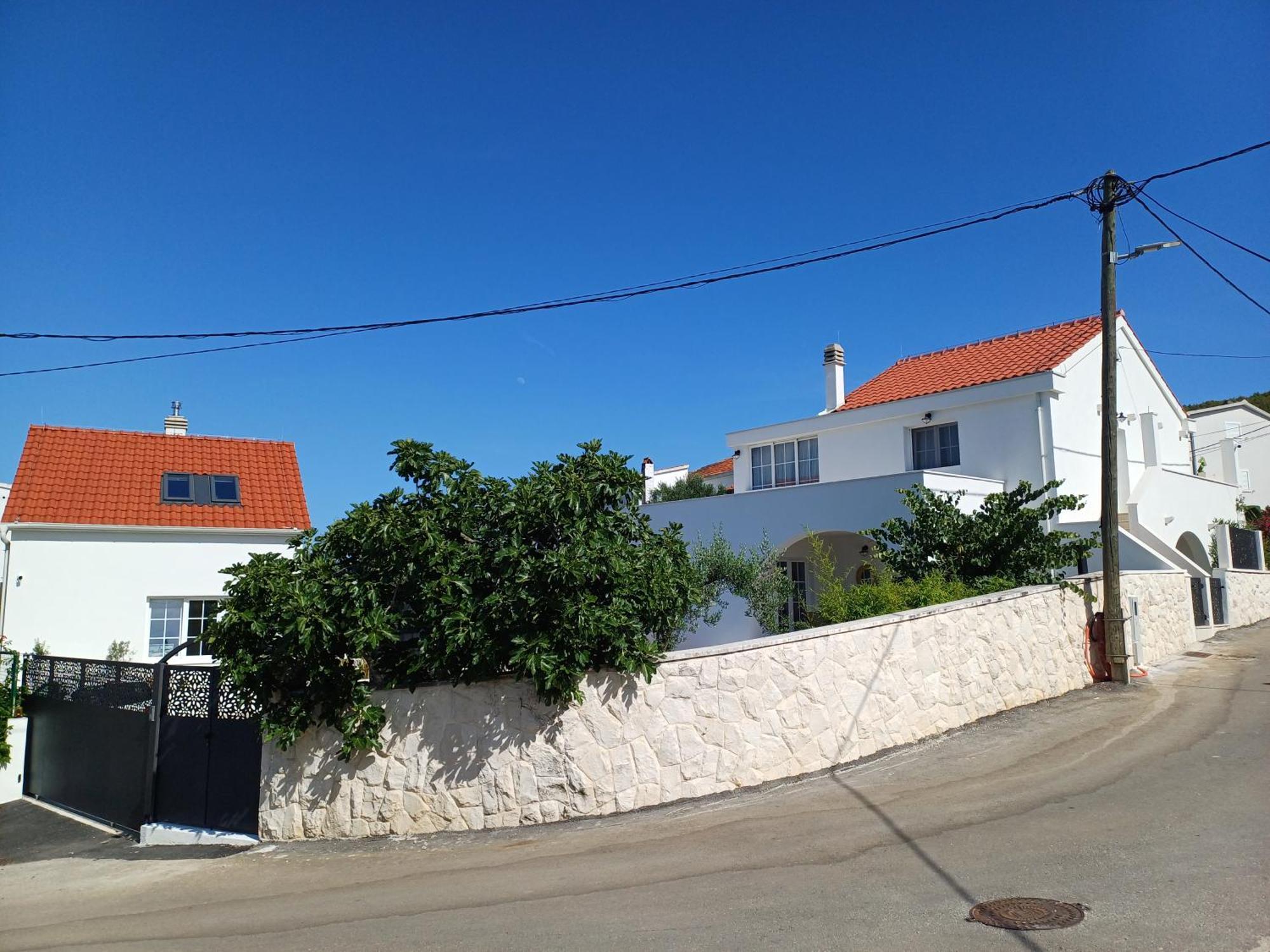 טרוגיר The Three Flowers Pool House מראה חיצוני תמונה